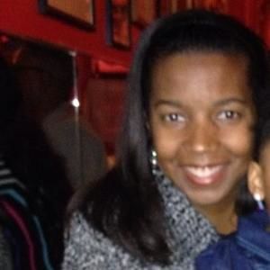 Meet your Posher, Raquel